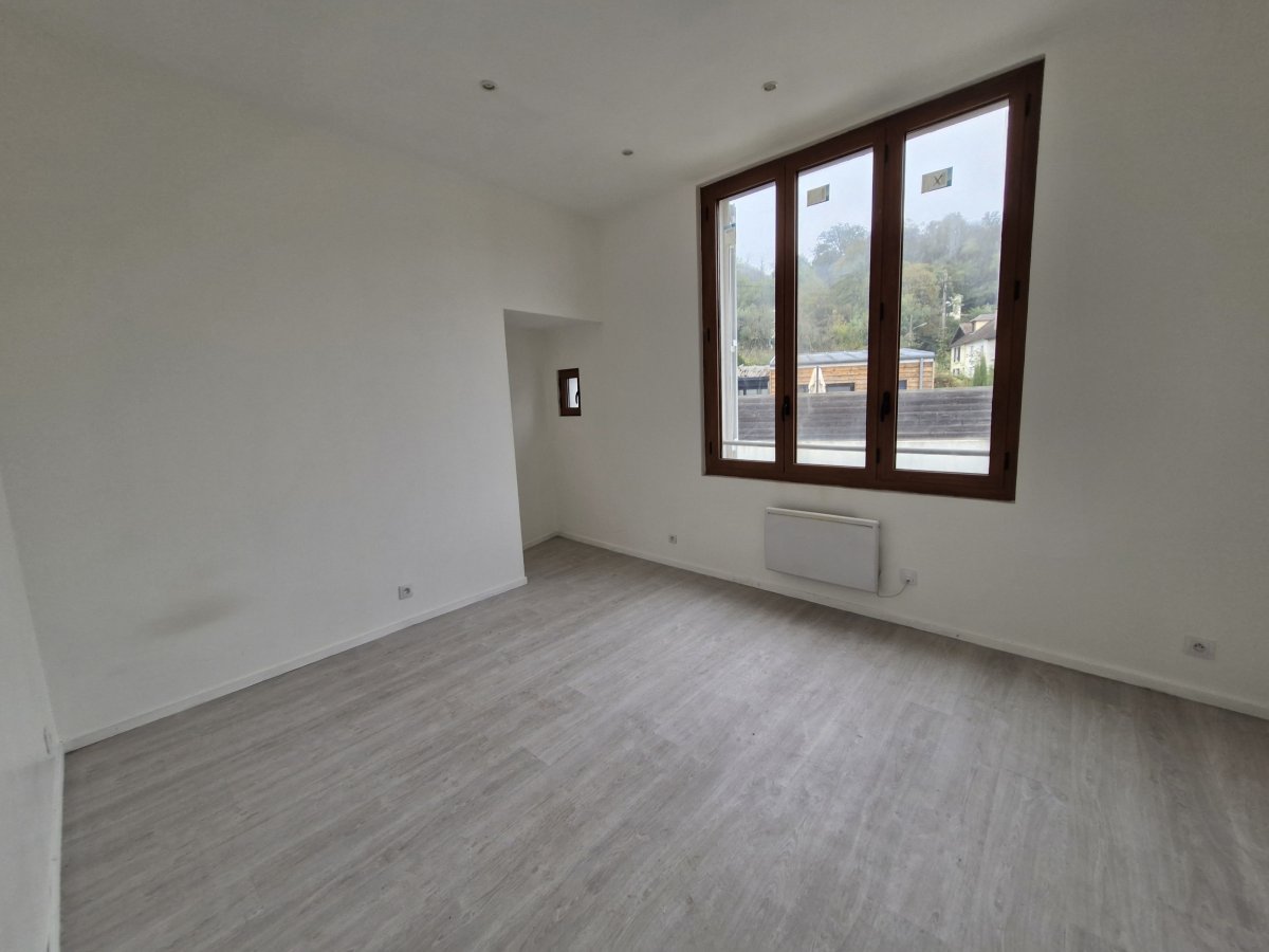 Location Appartement  2 pi�ces - 33m� 95580 Andilly