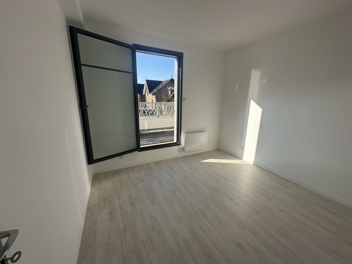 Location Appartement  4 pices - 85m 95120 Ermont