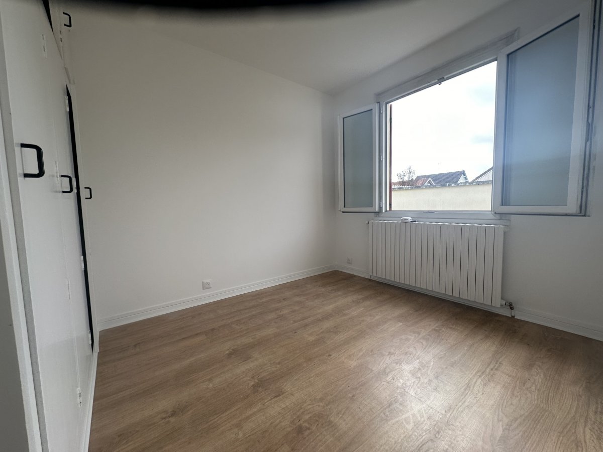 Location Appartement  3 pices - 75m 95120 Ermont