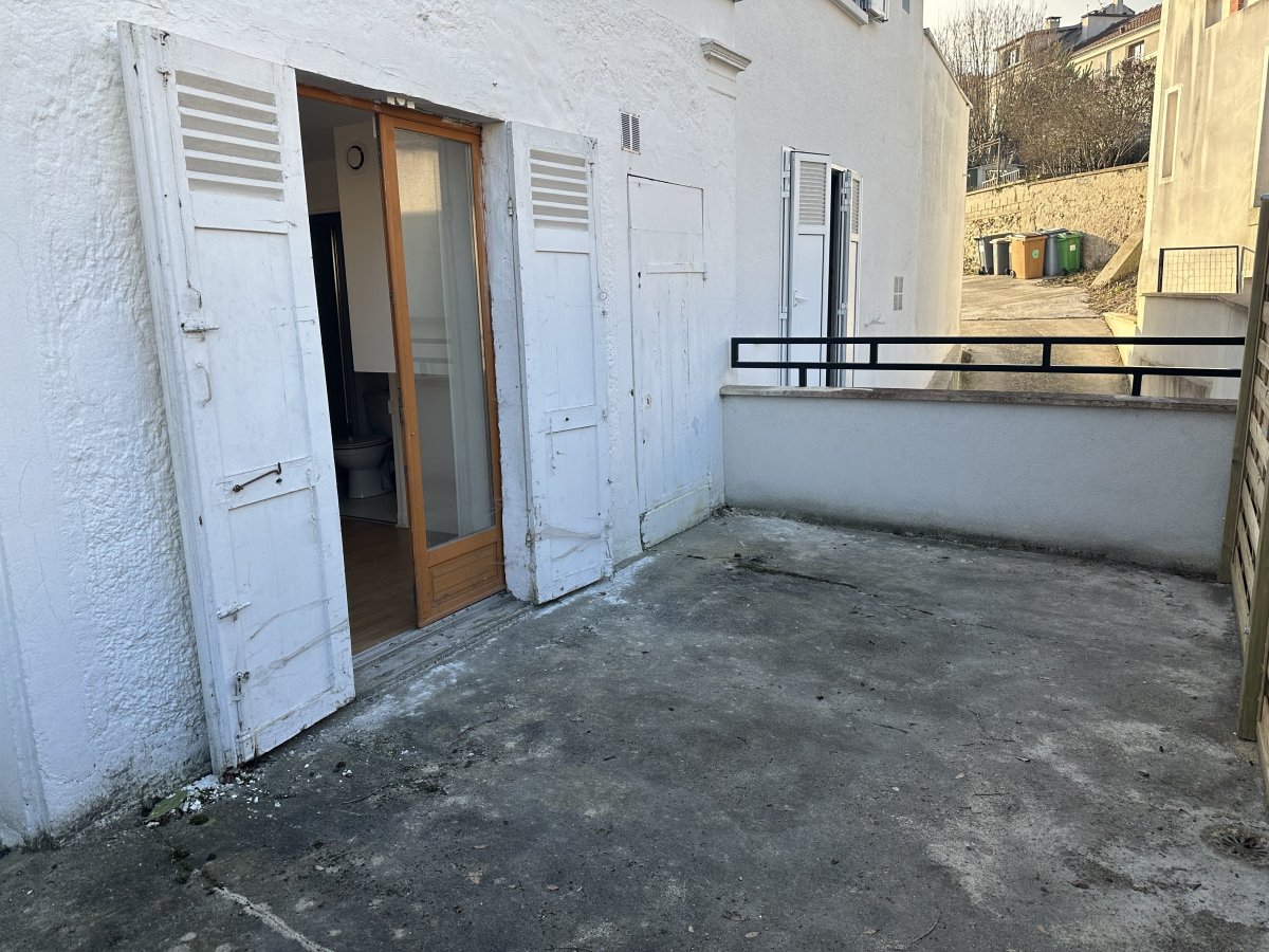 Location Appartement  2 pices - 32.15m 95580 Andilly