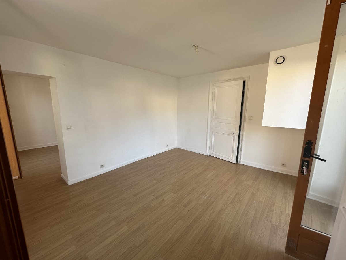 Location Appartement  2 pices - 32.15m 95580 Andilly