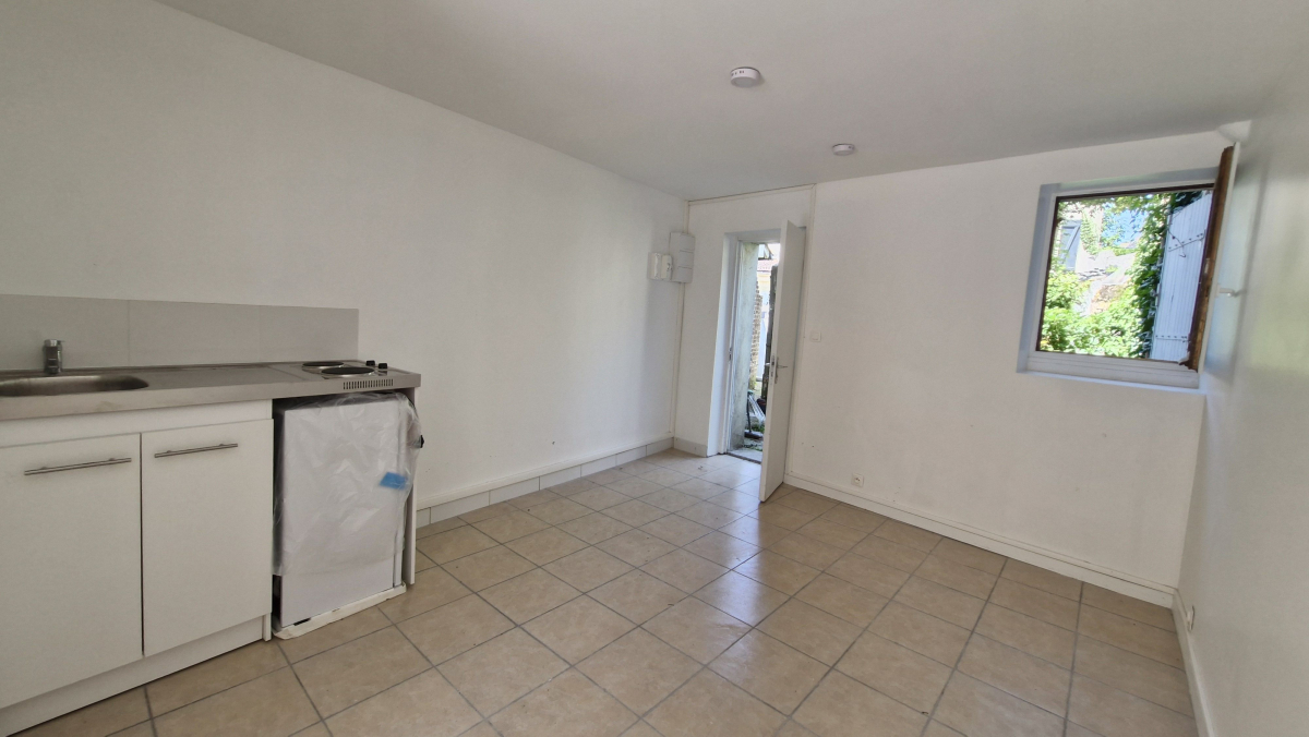 Location Appartement  1 pice (studio) - 17m 95260 Beaumont-sur-oise
