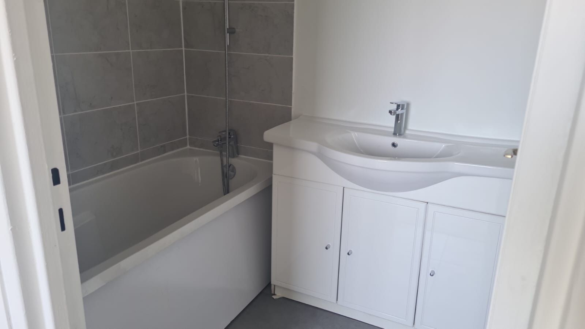 Location Appartement  2 pices - 43m 95170 Deuil-la-barre