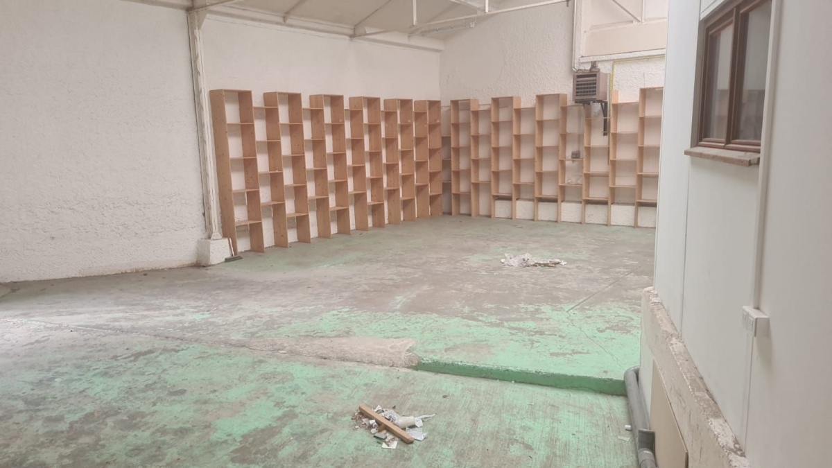 Location Local commercial  - 210m 95100 Argenteuil