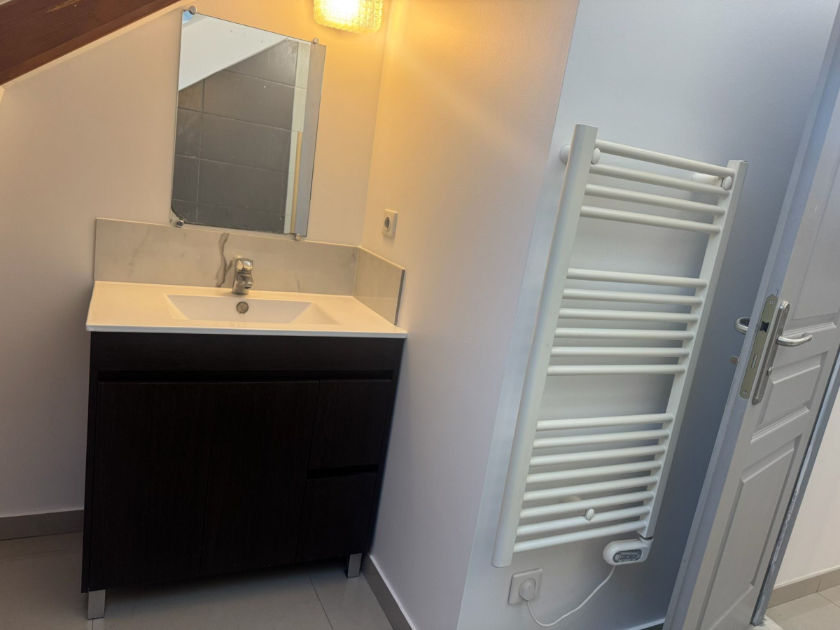 Location Appartement  3 pices - 50m 95360 Montmagny