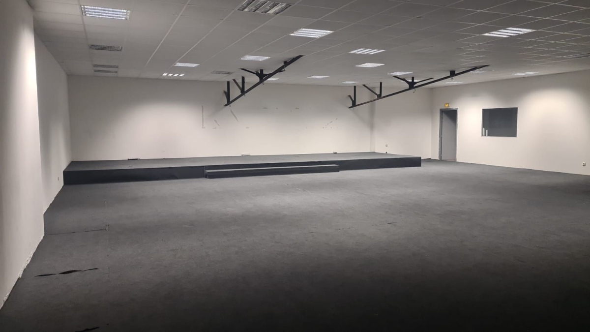 Location Entrept  - 199m 95100 Argenteuil