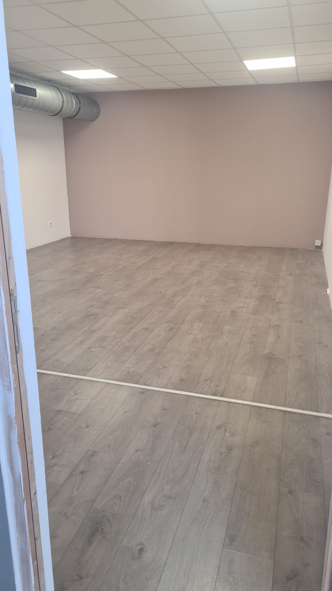Location Local commercial  1 pi�ce (studio) - 400m� 95100 Argenteuil