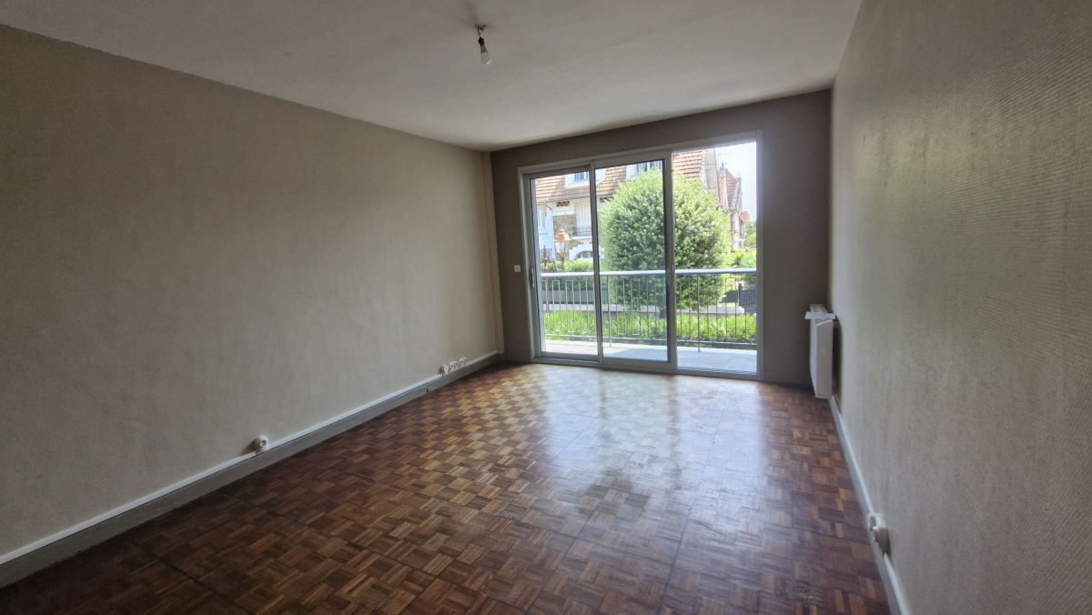 Vente Appartement  2 pi�ces - 55m� 95880 Enghien-les-bains