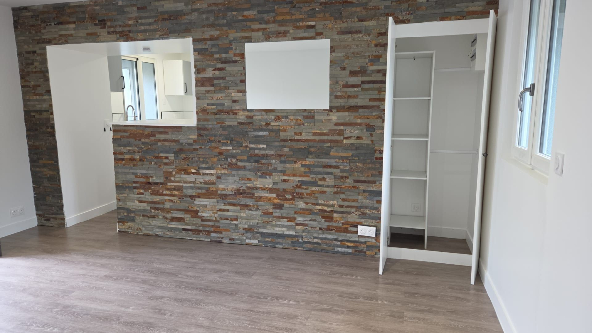 Location Appartement  1 pi�ce (studio) - 27m� 95560 Maffliers