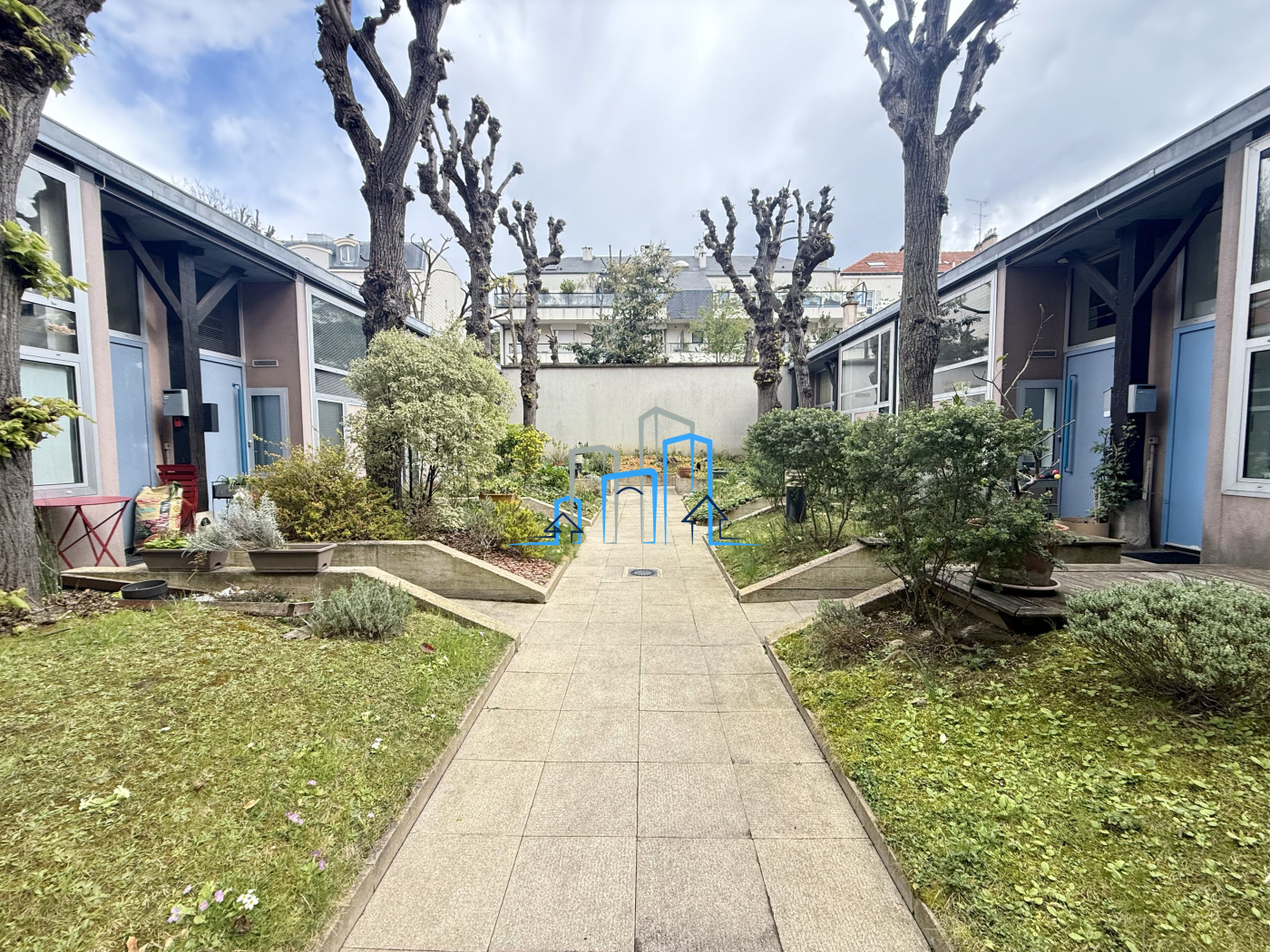 Agence immobilière de 