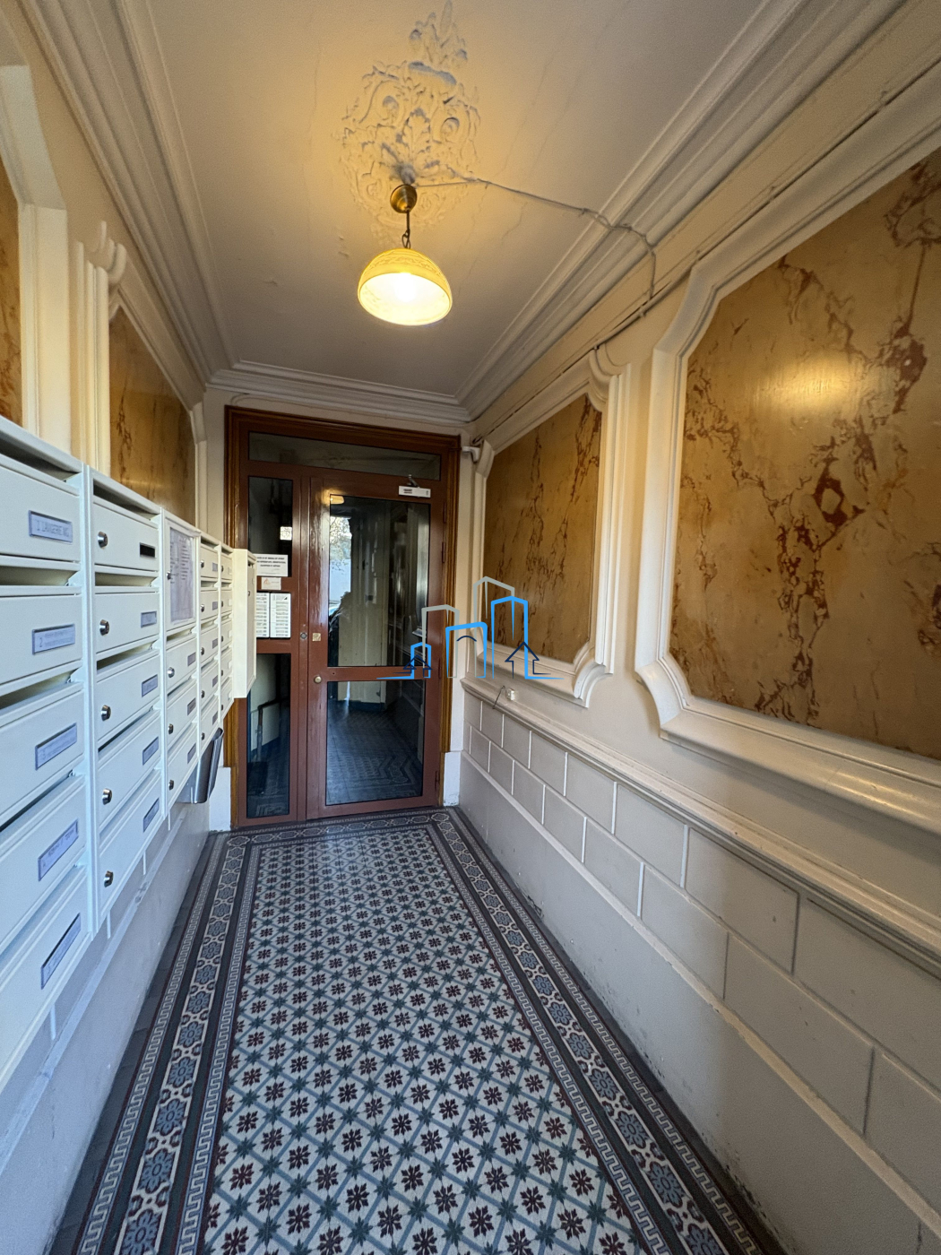 Agence immobilière de 