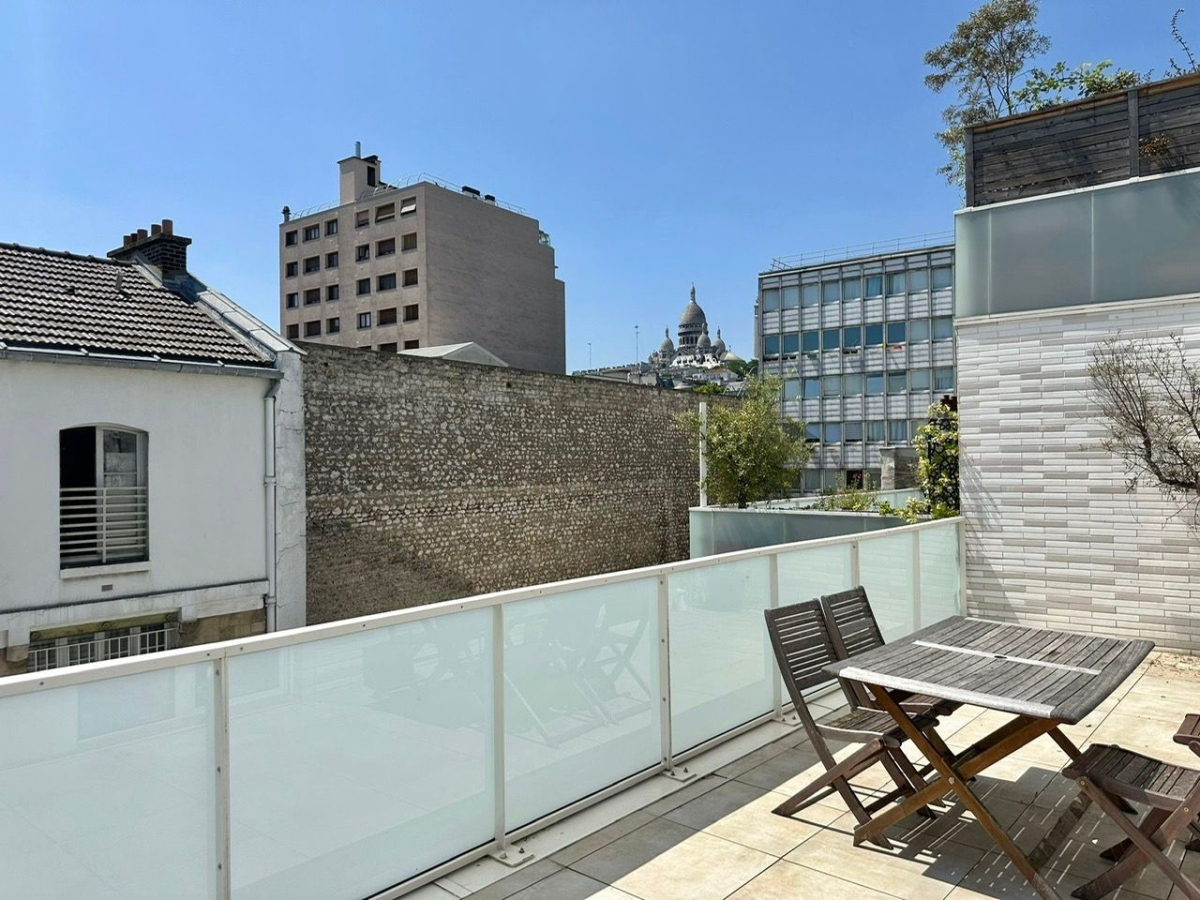 Location Appartement meubl 2 pices - 53m 75018 Paris