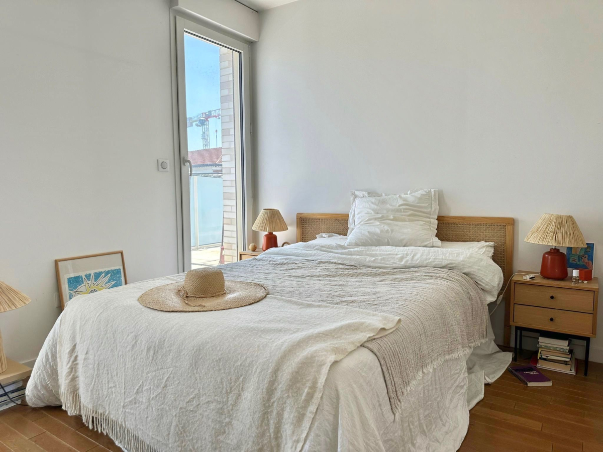 Location Appartement meubl 2 pices - 53m 75018 Paris