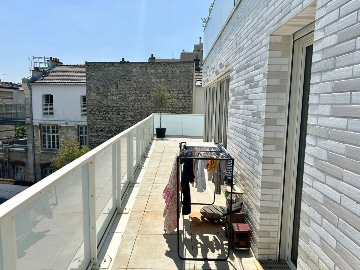 Location Appartement meubl 2 pices - 53m 75018 Paris