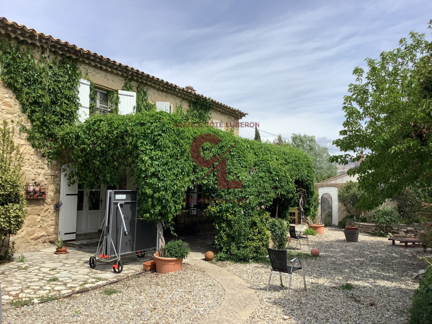 Agence immobilière de Côté Luberon Immobilier