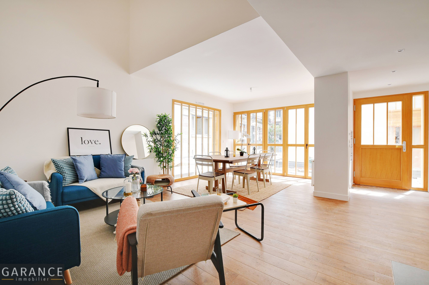 Agence immobilière de 