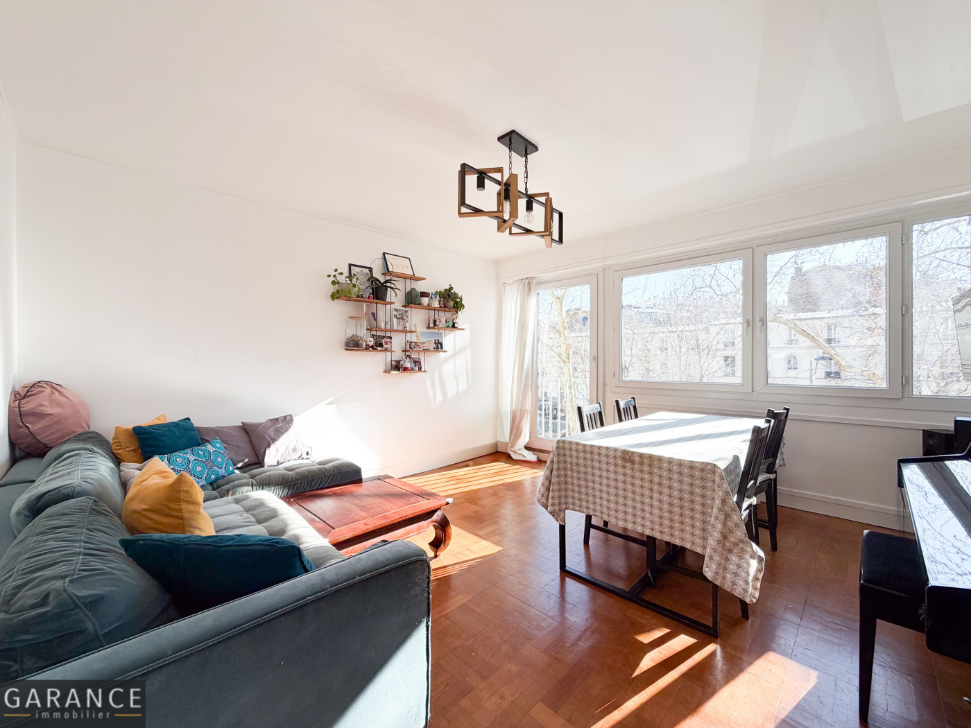 Agence immobilière de 