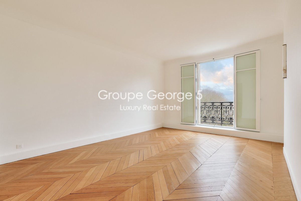 Vente Appartement  5 pices - 221.66m 75016 Paris