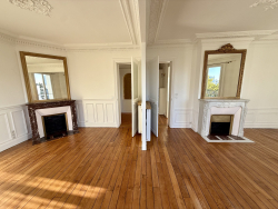Location appartement Paris 75019