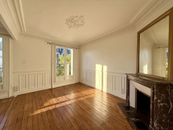 Location appartement Paris 75019
