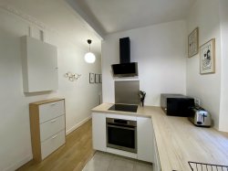 Location appartement meubléParis 75012