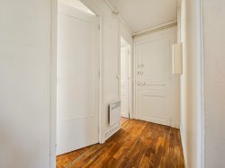 Location appartement Paris 75018
