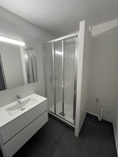 Location Appartement  2 pices - 56m 75012 Paris