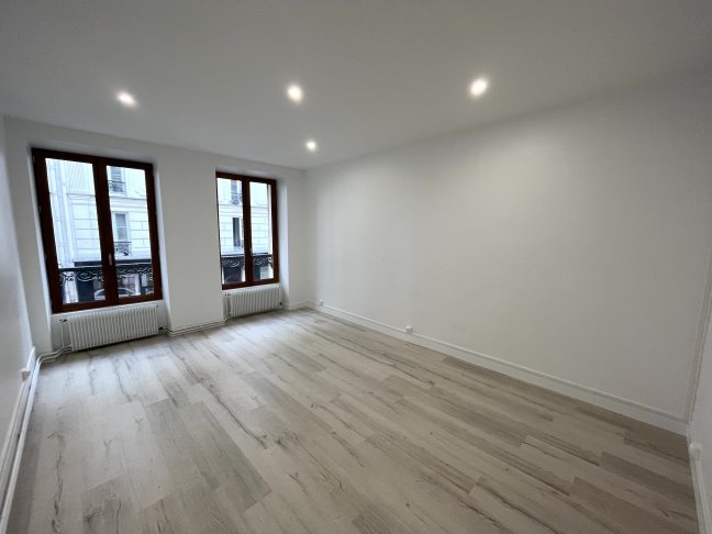 Location Appartement 2 pièces - 37.35m² 75011 Paris
