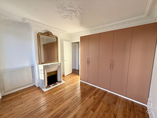 Location Appartement  4 pi�ces - 80.51m� 75019 Paris