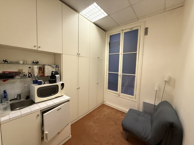 Location Bureau meubl 3 pices - 55m 75009 Paris