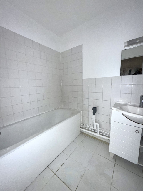 Location Appartement  4 pices - 94m 75012 Paris