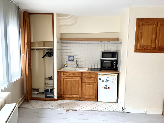 Location Appartement meublé 1 pièce (studio) - 23m² 75015 Paris