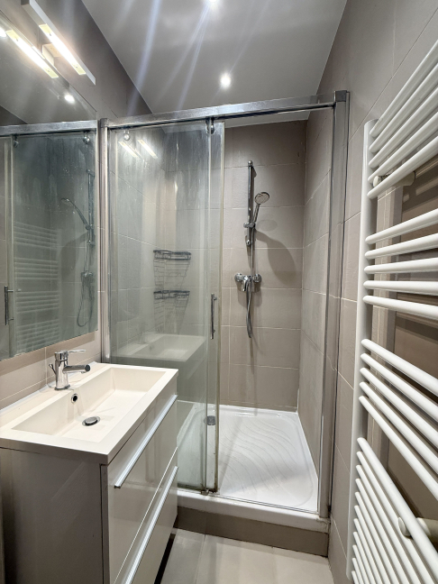 Location Appartement meubl� 3 pi�ces - 57m� 75012 Paris