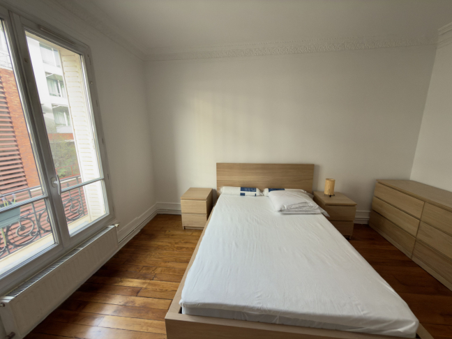 Location Appartement meubl� 3 pi�ces - 57m� 75012 Paris
