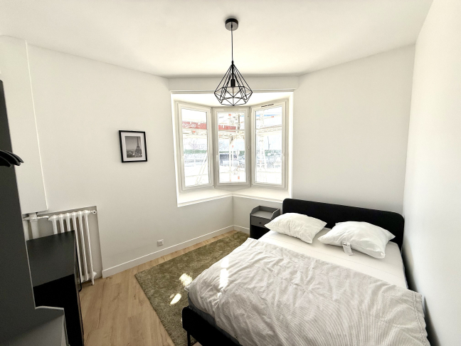 Location Appartement meubl� 5 pi�ces - 78.04m� 94250 Gentilly