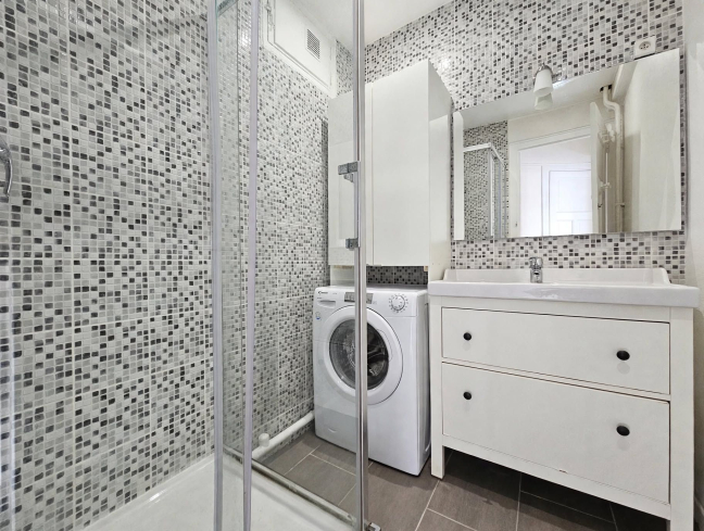 Location Appartement meublé - 22m² 75015 Paris