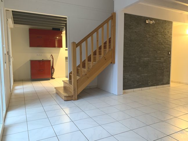 Location Appartement  3 pi�ces - 70m� 33470 Teich