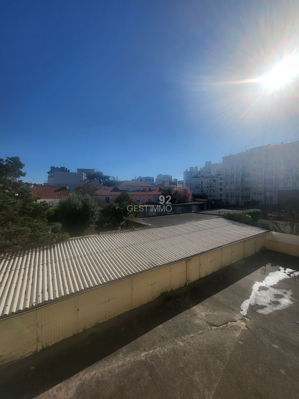 Agence immobilière de 