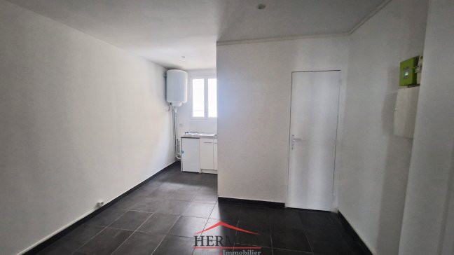 Vente Appartement  2 pices - 24.3m 92110 Clichy