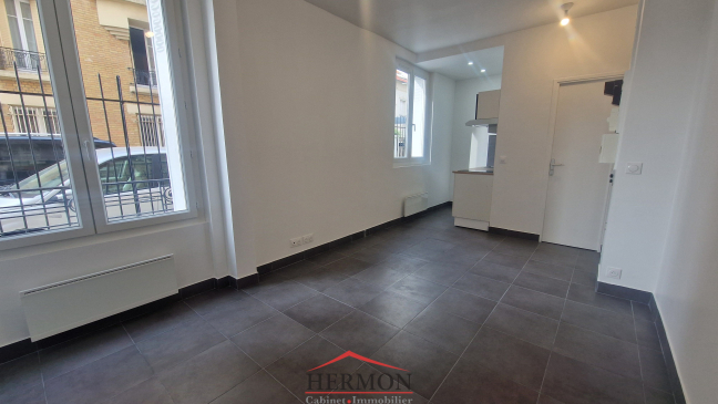 Vente Appartement  1 pice (studio) - 19m 92270 Bois-colombes