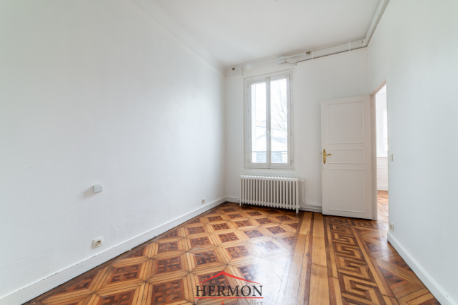 Vente Appartement  5 pi�ces - 117.92m� 92700 Colombes