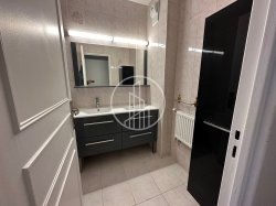 Location appartement Paris 75019
