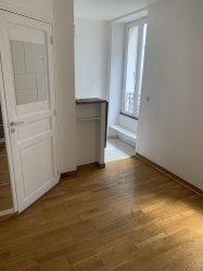 Location appartement Paris 75008