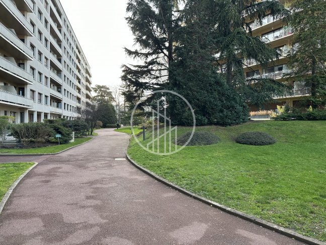 Location Appartement  5 pices - 126m 92210 Saint-cloud