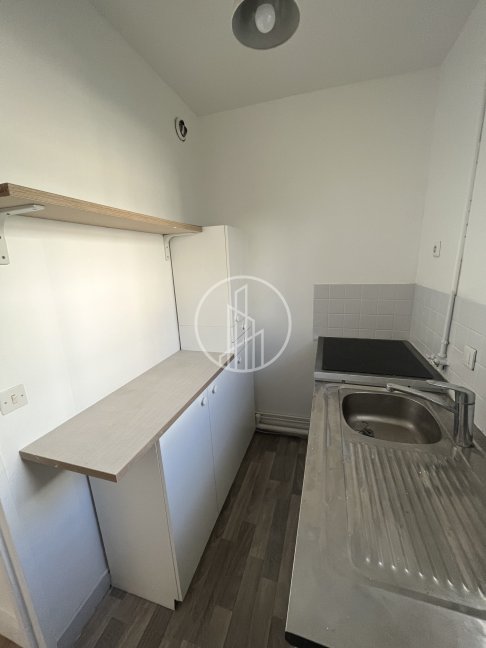 Location Appartement  1 pice (studio) - 26m 75011 Paris