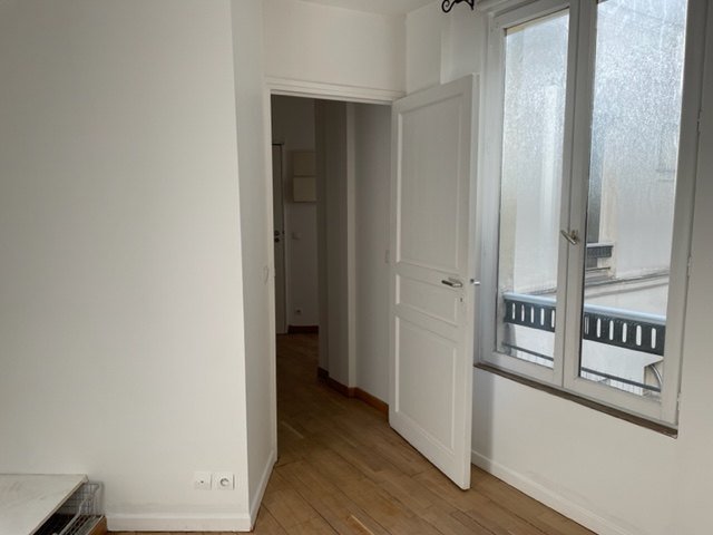Location Appartement  2 pices - 30m 75008 Paris