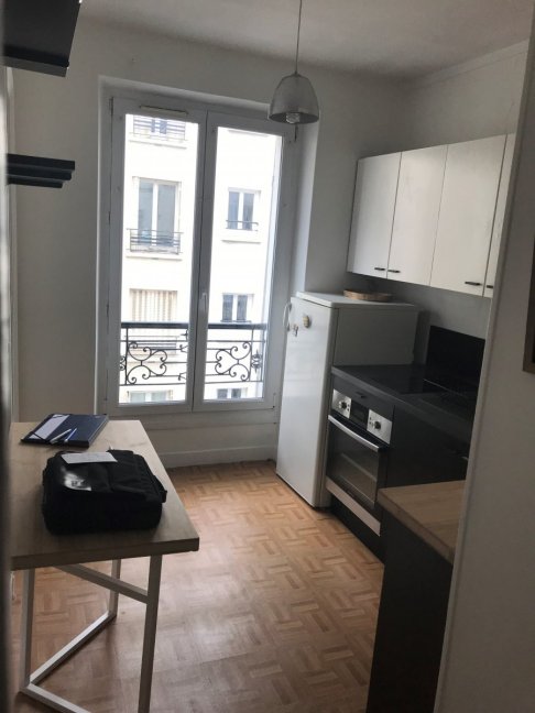 Location Appartement  1 pice (studio) - 23m 75012 Paris