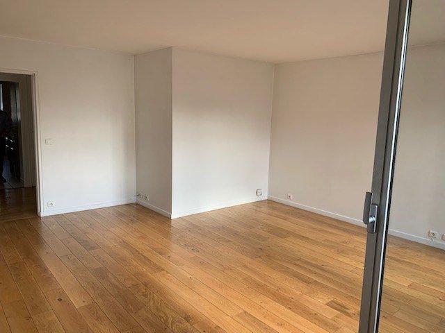 Location Appartement  4 pices - 130m 75012 Paris