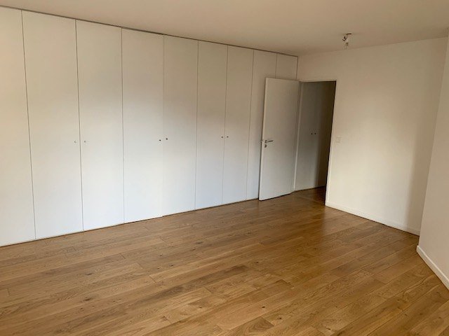 Location Appartement  4 pices - 130m 75012 Paris