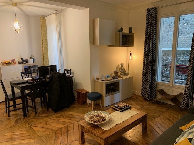 Location Appartement  2 pices - 40m 75018 Paris